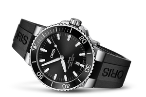 Oris Stainless Steel Aquis Date Watch (43.5 mm)