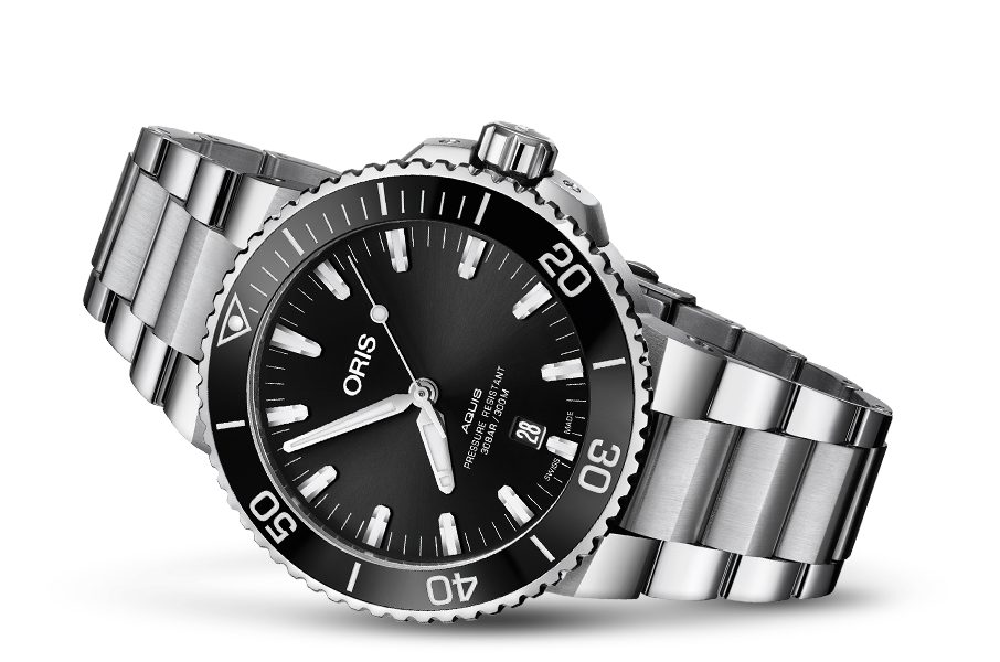Oris Stainless Steel Aquis Date Divers Watch (43.5mm)
