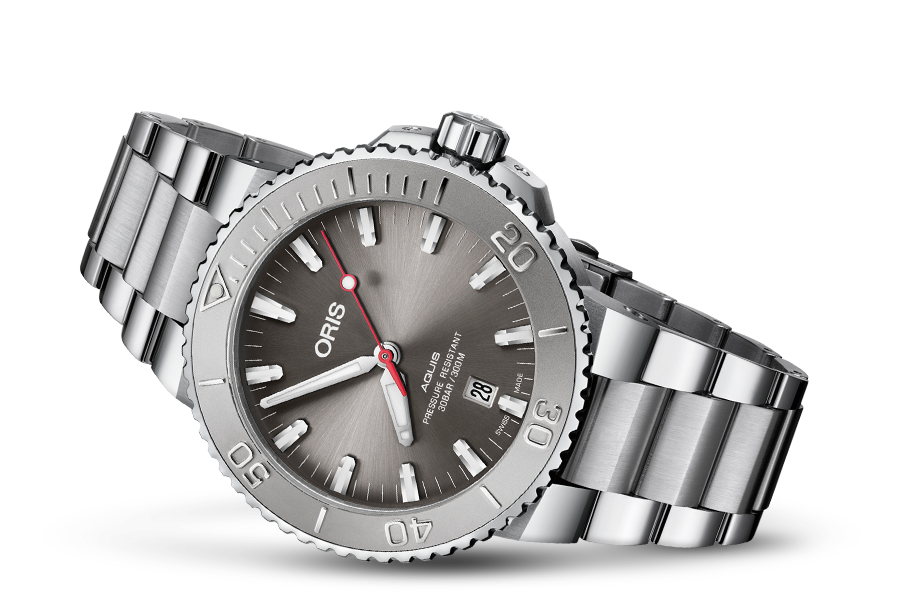 Oris Stainless Steel Aquis Date Relief Watch (43.5mm)