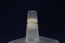 Load image into Gallery viewer, 14k Yellow Gold Diamond Heart Ring
