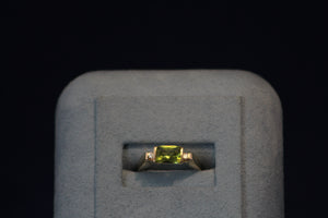 14k Yellow Gold Peridot and Diamond Ring