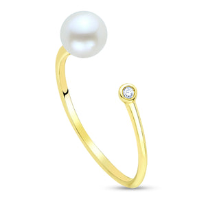 One Ladies 14k Yellow Gold 6.5-7mm Pearl and Diamond Gap Ring