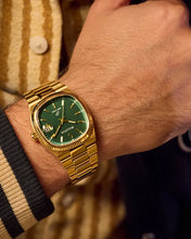 Load image into Gallery viewer, Gents Stainless Steel Gold Tone Super Seville Green Cushion Dial Bulova Watch
