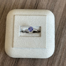 Load image into Gallery viewer, 14k White Gold Tanzanite Ring
