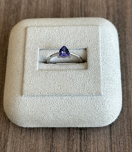 Load image into Gallery viewer, 14k White Gold Tanzanite Ring
