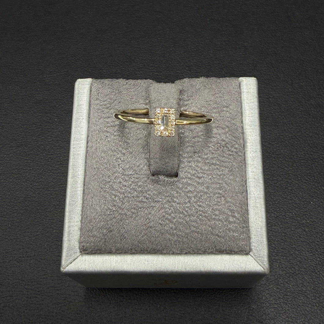 14k Yellow Gold Diamond Rectangle Ring