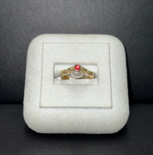 Load image into Gallery viewer, 14k Yellow Gold Rhodolite Garnet and Pearl Reverse Ring
