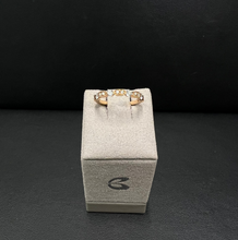Load image into Gallery viewer, 18k Rose Gold Diamond Ring
