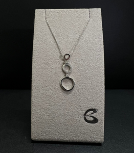 14k White Gold Diamond Circles Necklace