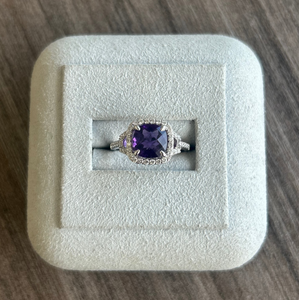 14k White Gold Diamond and Amethyst Ring