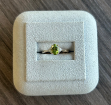 Load image into Gallery viewer, 14k Yellow Gold Peridot and Diamond Ring
