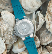 Load image into Gallery viewer, One Gents Oris Aquis Date New York Harbor Limited Edition II Watch (43.5mm)
