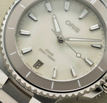 Load image into Gallery viewer, One Ladies Oris Automatic Aquis Date Watch
