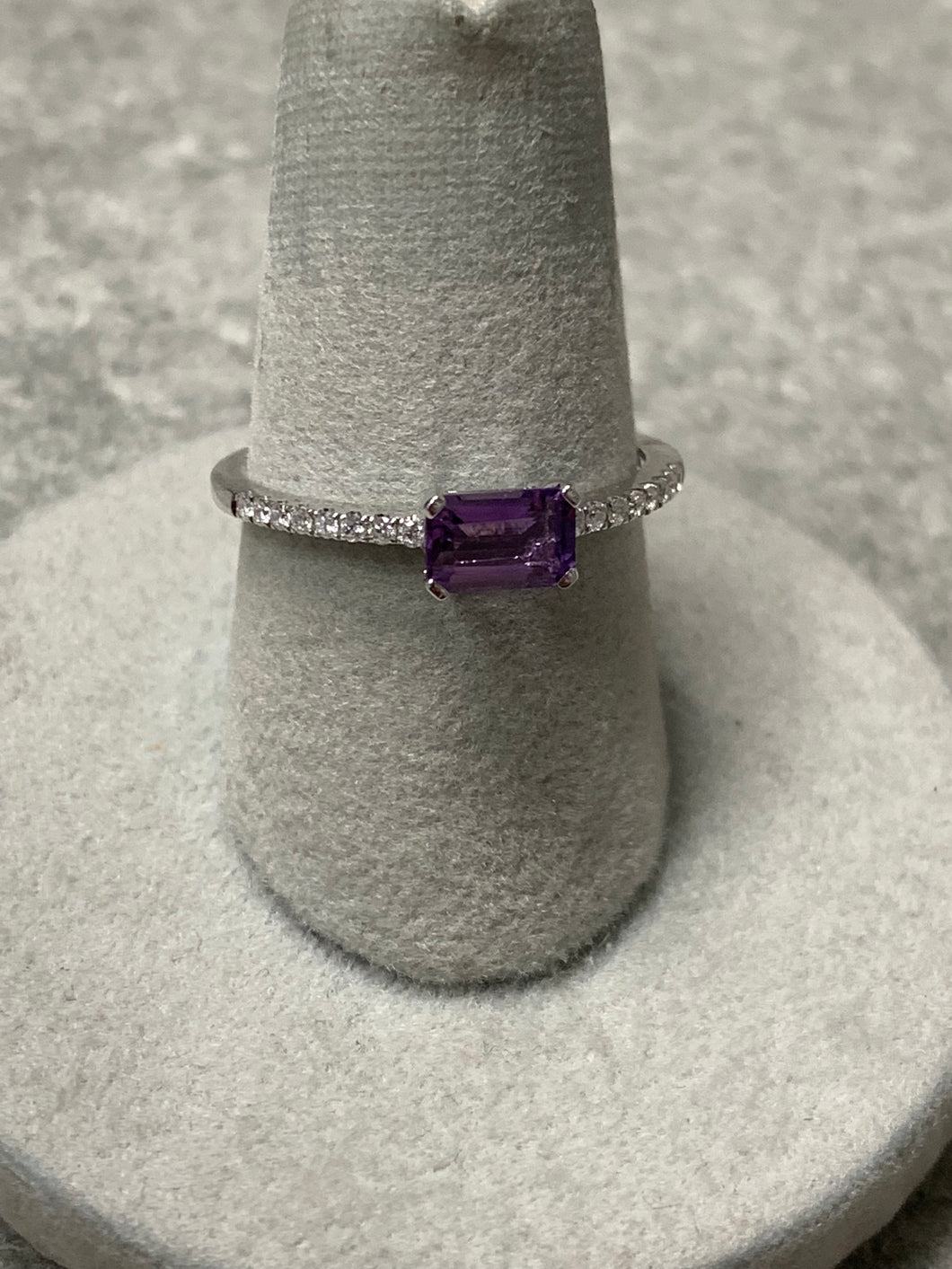 One Ladies 14k White Gold Diamond and Amethyst Ring