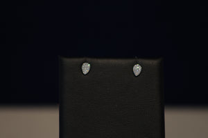 14k White Gold Diamond Pear Shaped Earrings