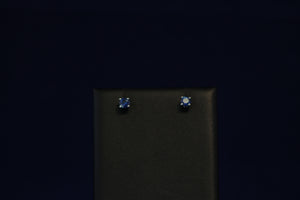 14k White Gold Round Ceylon Color Sapphire Stud Earrings