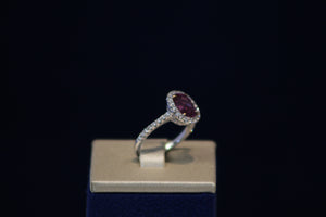 18k White Gold Pink Sapphire and Diamond Ring