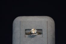 Load image into Gallery viewer, 14k Yellow Gold Aquamarine Ring
