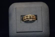 Load image into Gallery viewer, 14k Yellow Gold Diamond Fancy Ring
